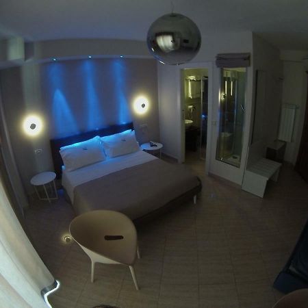 Sonevi Rooms Неаполь Екстер'єр фото