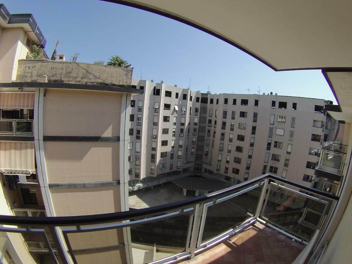 Sonevi Rooms Неаполь Екстер'єр фото